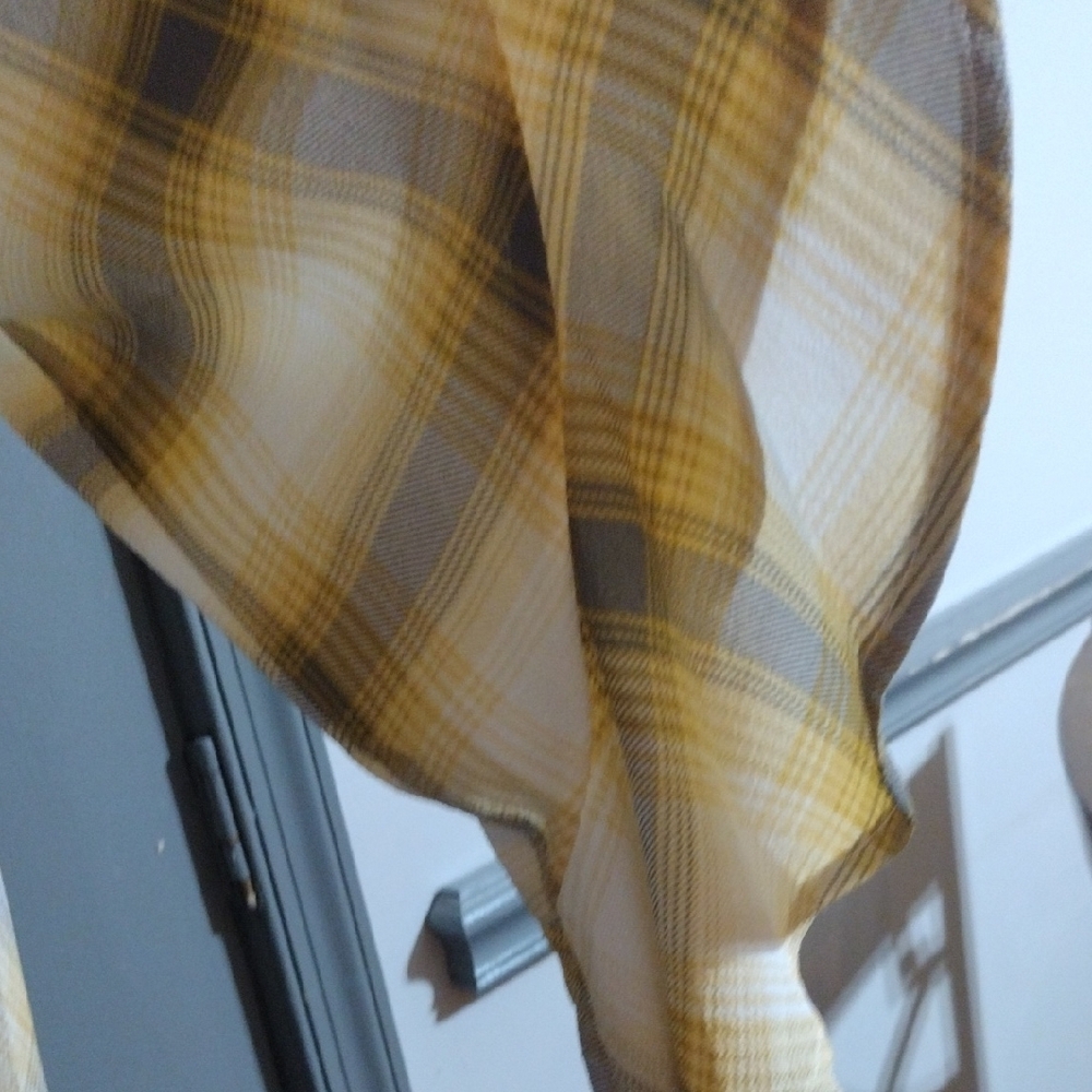 2/ $ 8 Sale Tempted , Chic And Vibrant Yellow Plaid Blouse - Picture 5 of 5